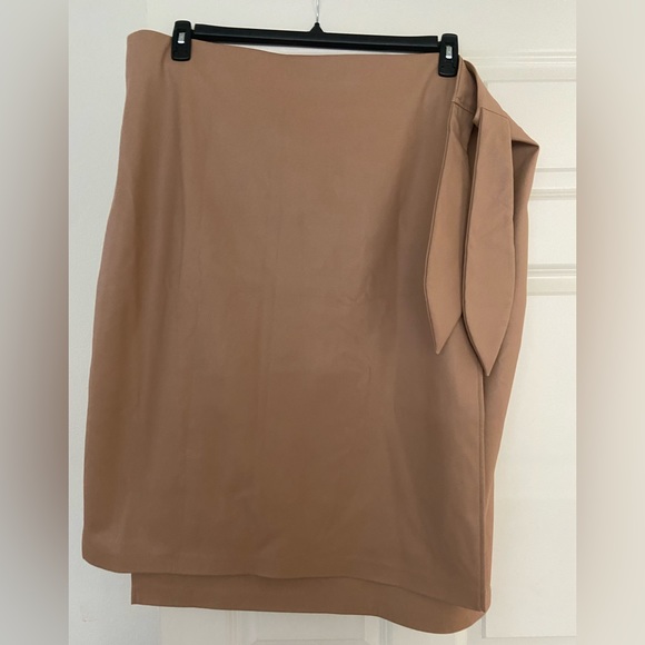 The Drop Vegan Leather Wrap-Front Midi Skirt - Picture 4 of 7